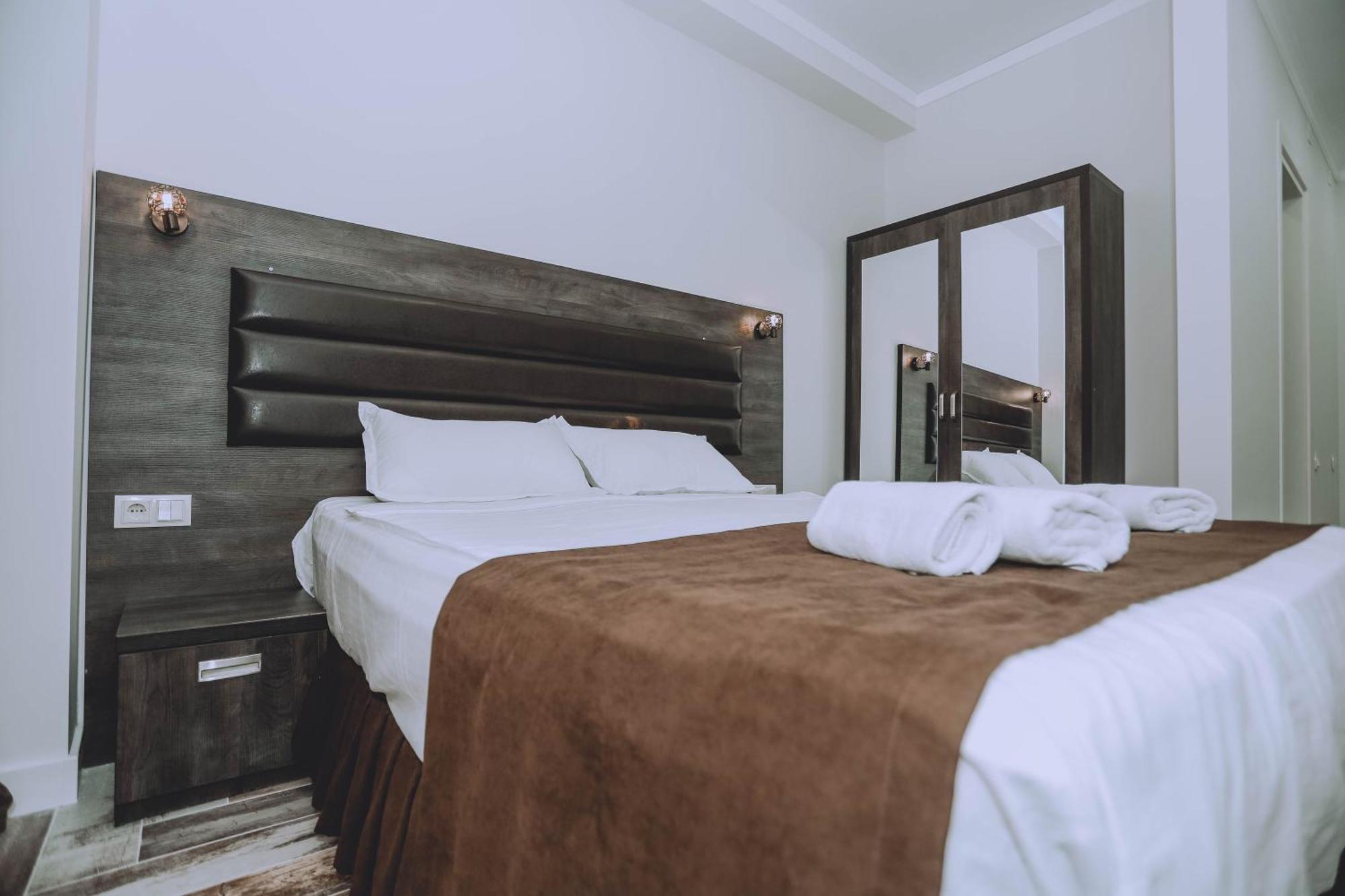 Royal Medis Hotel Μπατούμι Εξωτερικό φωτογραφία