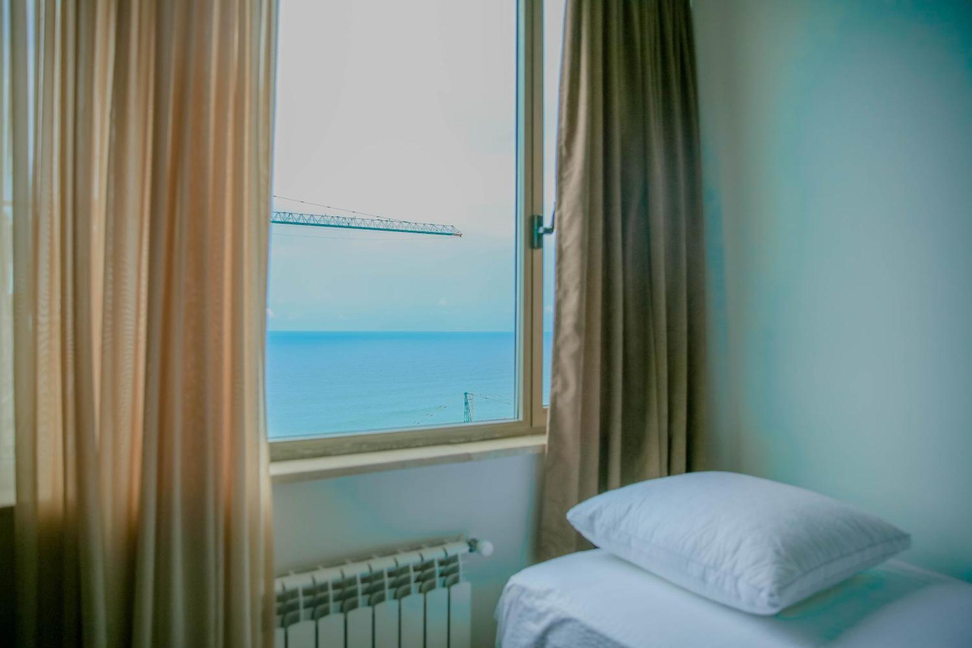 Royal Medis Hotel Μπατούμι Εξωτερικό φωτογραφία
