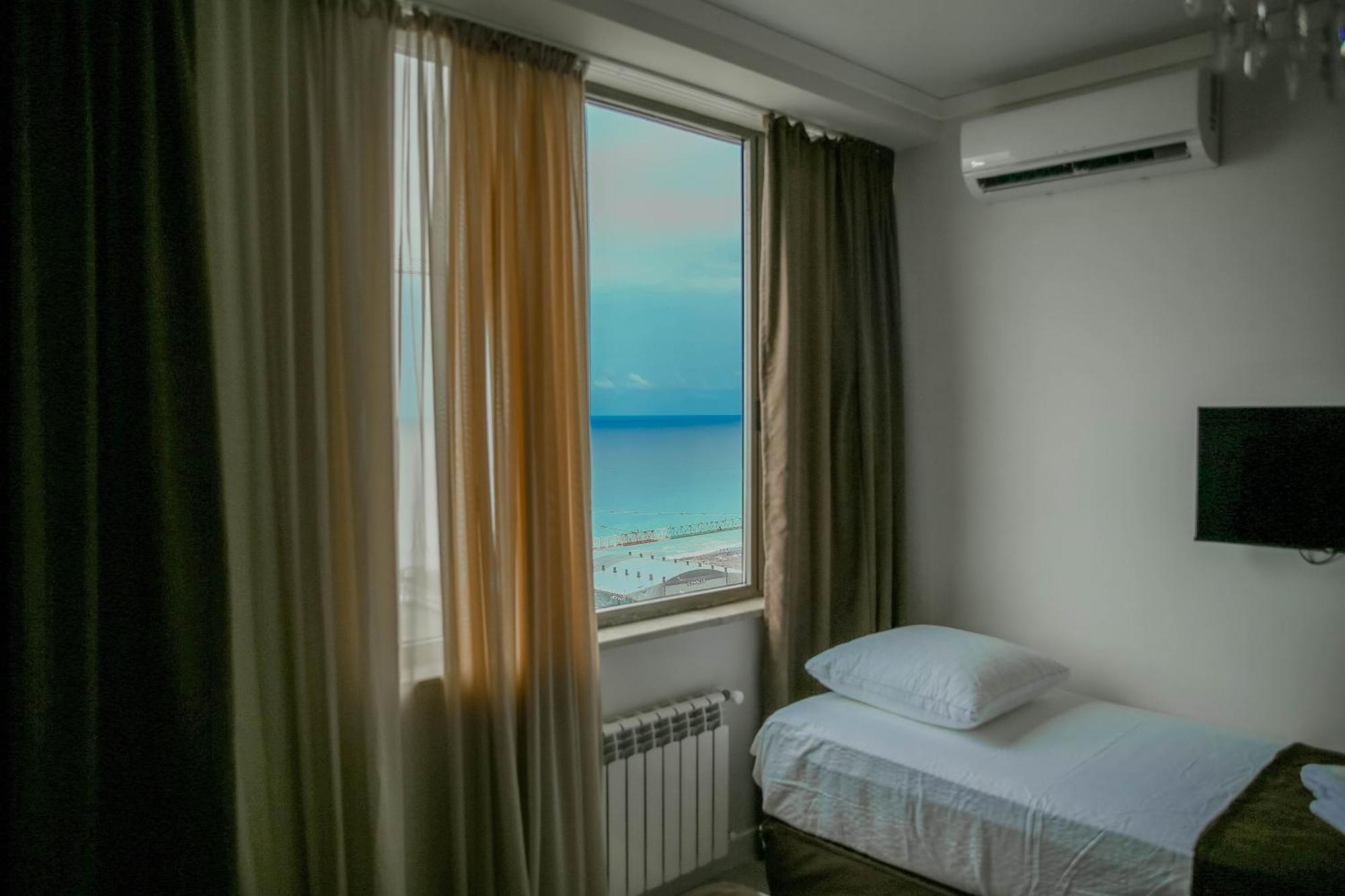 Royal Medis Hotel Μπατούμι Εξωτερικό φωτογραφία